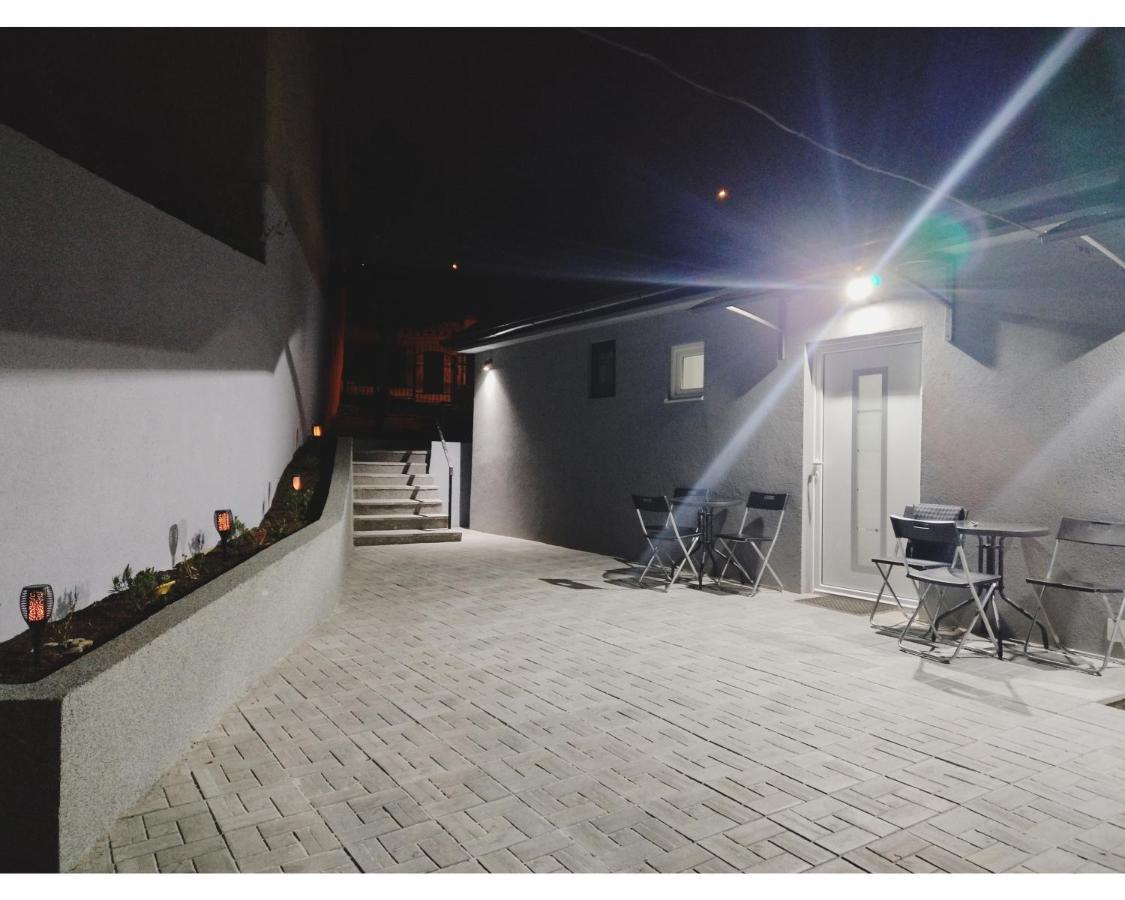 Apartmani Domo Sd Σμεντέρεβο Εξωτερικό φωτογραφία