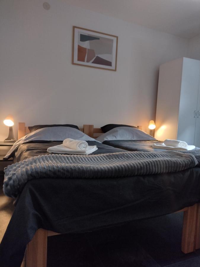 Apartmani Domo Sd Σμεντέρεβο Εξωτερικό φωτογραφία